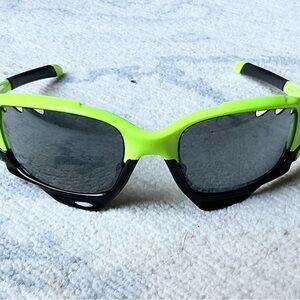 Oakley Jawbone Sunglass Bundle EUC Like New